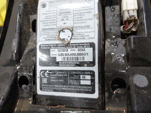 2019 CAN-AM OUTLANDER 3JBLWAJ45KJ000471 Photo 9