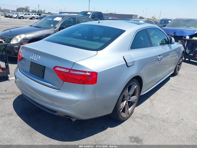 2009 AUDI A5 WAUDK78T09A054860 Photo 3