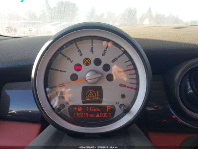 2010 MINI COOPER S WMWMF7C51ATZ71411 Photo 6