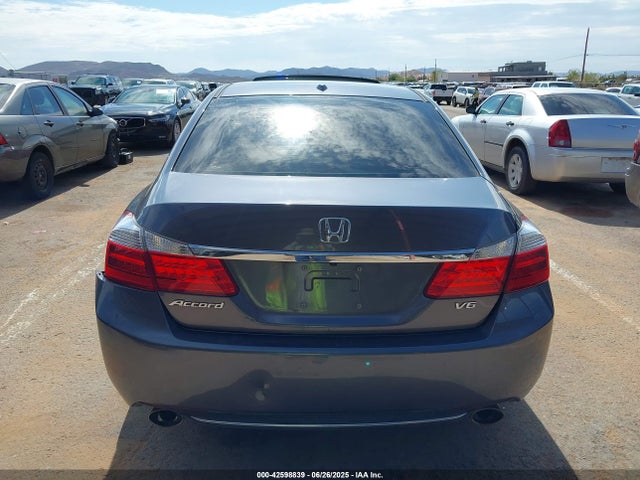 1HGCR3F88EA007122 Honda j35y1