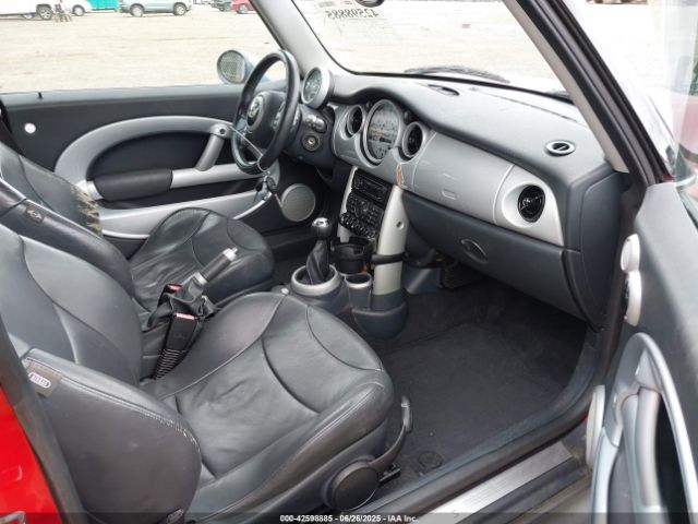 2003 MINI COOPER S WMWRE33403TD73633 Photo 4