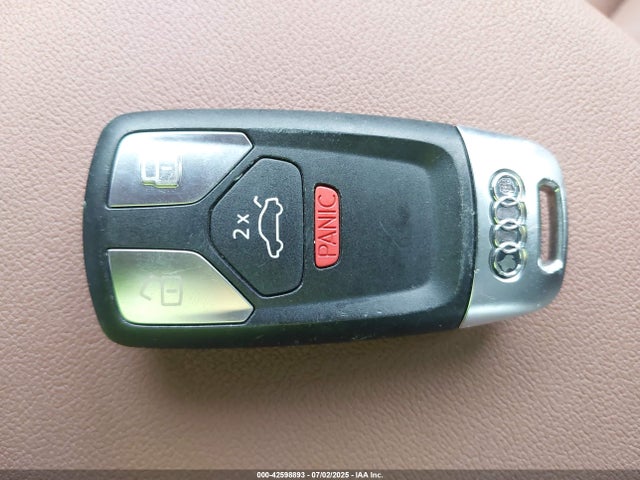 WAUABAF45NA014277 Audi 40 tfsi (2.0t)