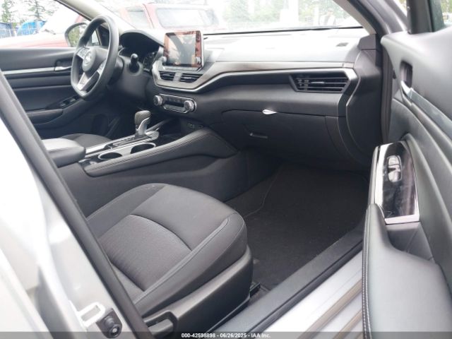 1N4BL4DV2PN373931 Nissan 2023