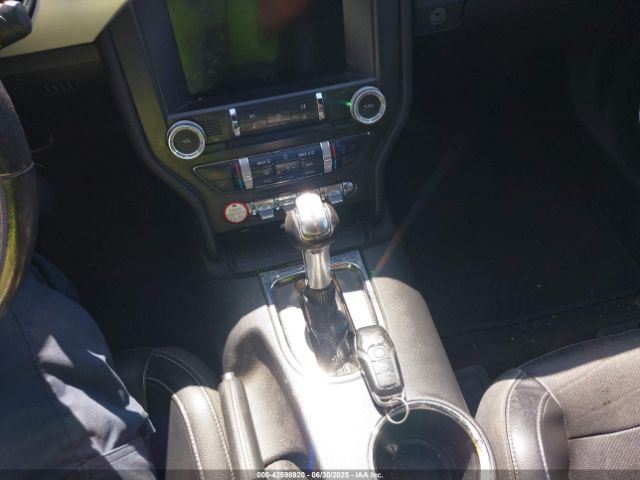 2016 FORD MUSTANG 1FATP8UH6G5285054 Photo 10