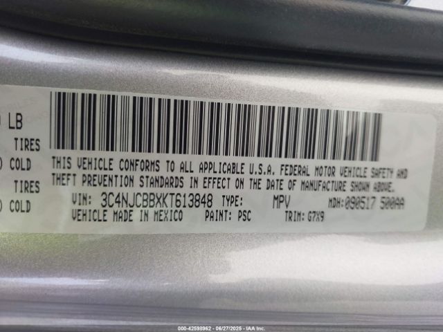 2019 JEEP COMPASS 3C4NJCBBXKT613848 Photo 8