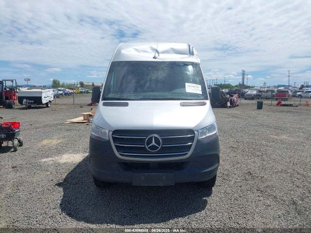 WD4PF0CD1KP054290 Mercedes-Benz om 642 with brake assist