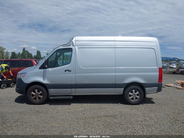 WD4PF0CD1KP054290 Mercedes-Benz om 642 with brake assist