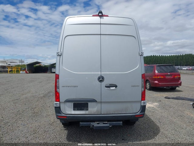 WD4PF0CD1KP054290 Mercedes-Benz om 642 with brake assist