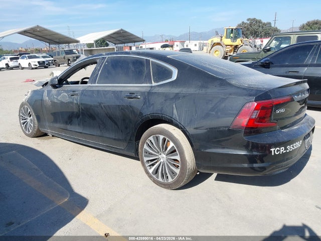 LVY062MK6NP261551 Volvo S90 B6 Momentum