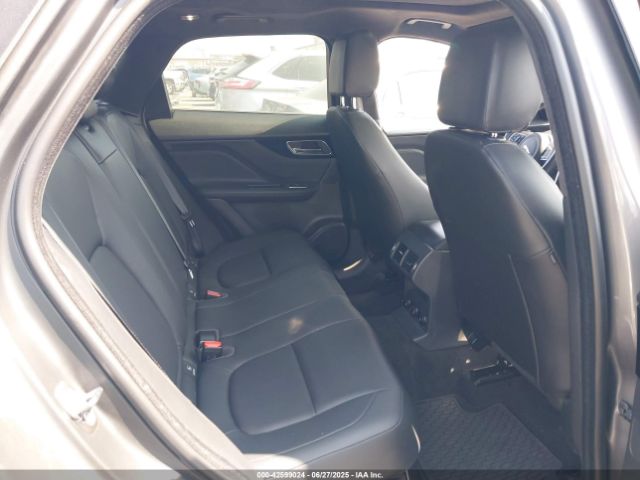 2019 JAGUAR F-PACE SADCJ2FX6KA398553 Photo 7