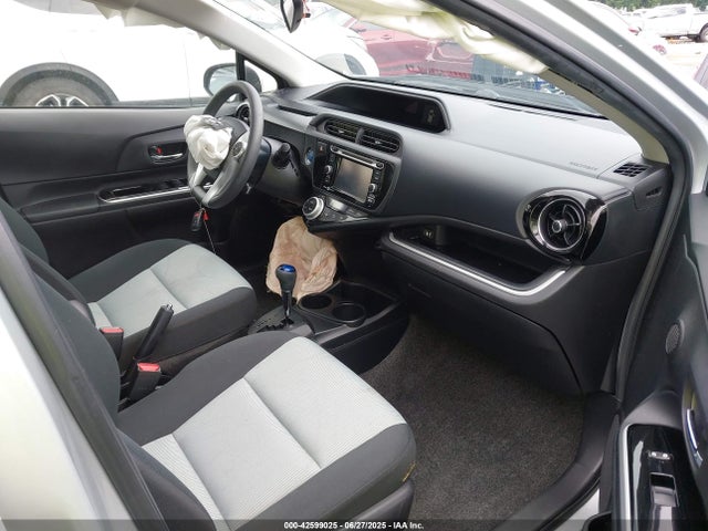 JTDKDTB37F1098842 Toyota 1nz-fxe+1lm