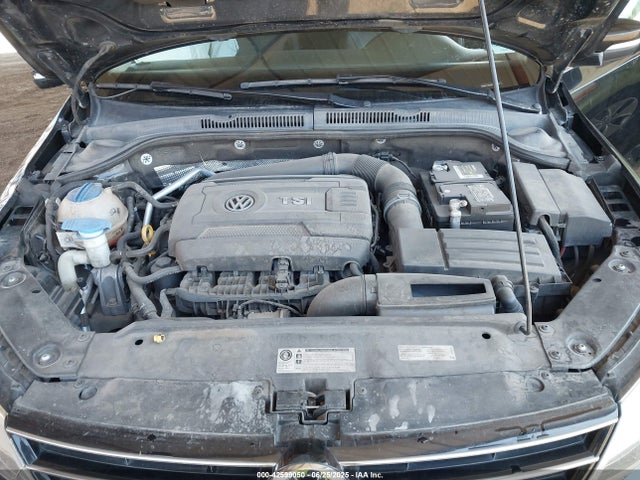 3VWD17AJ0FM238335 Volkswagen 1.8t