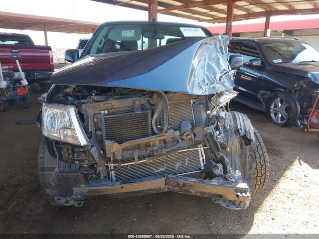 1N6DD0ER4HN735556 Nissan 2017