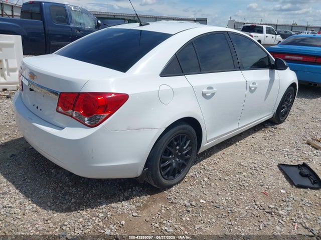 1G1PA5SG7E7379525 Chevrolet lwe