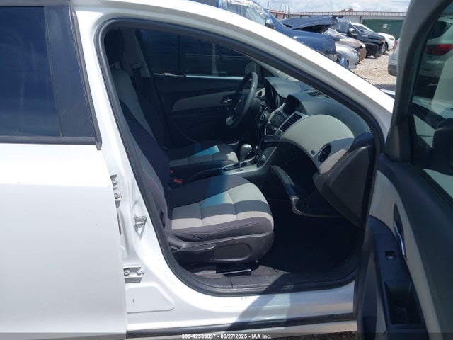 1G1PA5SG7E7379525 Chevrolet lwe