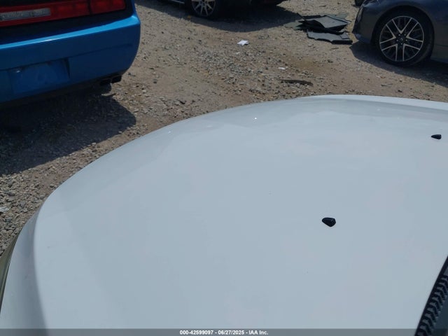 1G1PA5SG7E7379525 Chevrolet lwe