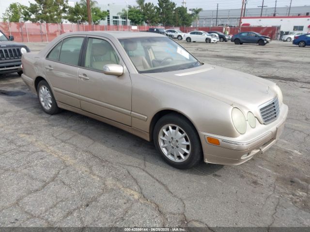 2000 MERCEDES-BENZ E 320 WDBJF65J3YB122535