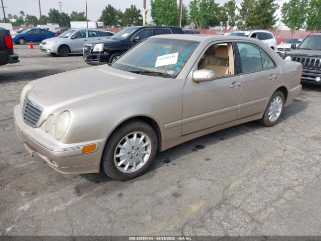 2000 MERCEDES-BENZ E 320 WDBJF65J3YB122535 Photo 1