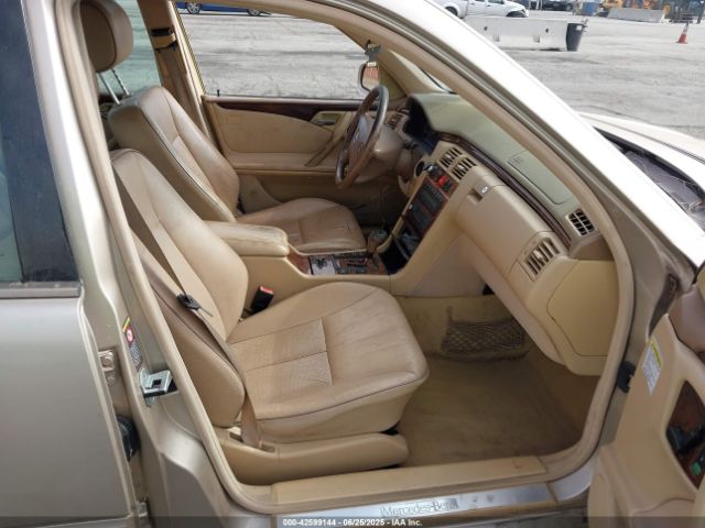 2000 MERCEDES-BENZ E 320 WDBJF65J3YB122535 Photo 4
