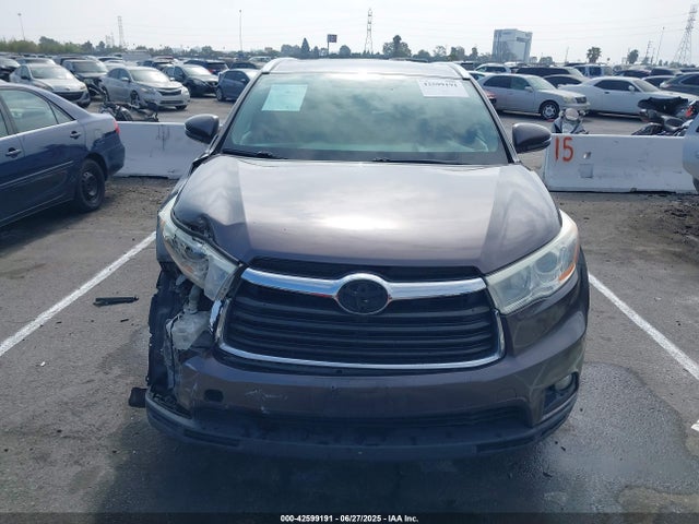 5TDKKRFHXES034682 Toyota 2gr-fe