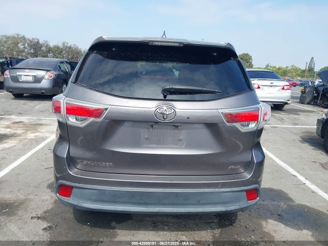 5TDKKRFHXES034682 Toyota 2gr-fe