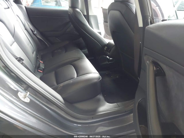 2018 TESLA MODEL 3 5YJ3E1EB1JF113988 Photo 7