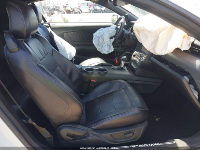 2020 FORD MUSTANG 1FATP8UH4L5120758 Photo 4