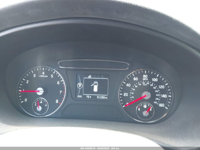 5XYPGDA54HG333397 KIA 2017