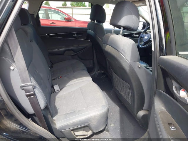 5XYPGDA54HG333397 KIA 2017