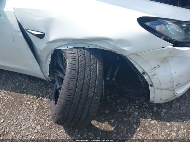 2025 TESLA MODEL Y 7SAYGDEE6SF293100 Photo 5