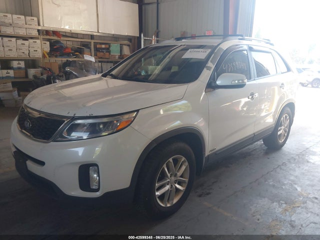 Продажа на аукционе авто 2015 Kia Sorento Lx, vin: 5XYKTCA64FG607865, номер лота: 42599348