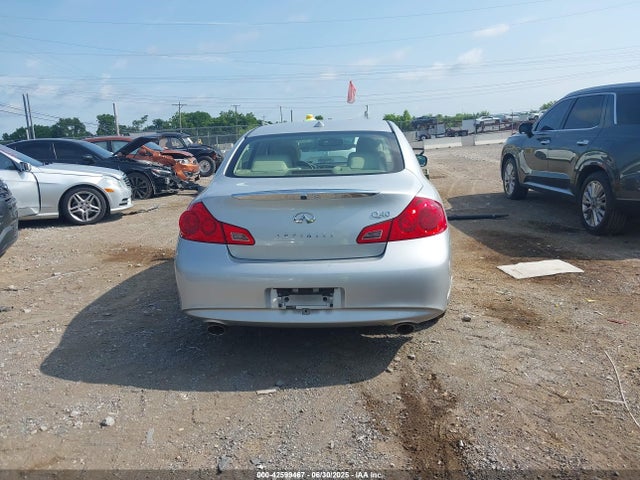 Infiniti 2015 2015 JN1CV6AP7FM501436 Image 16