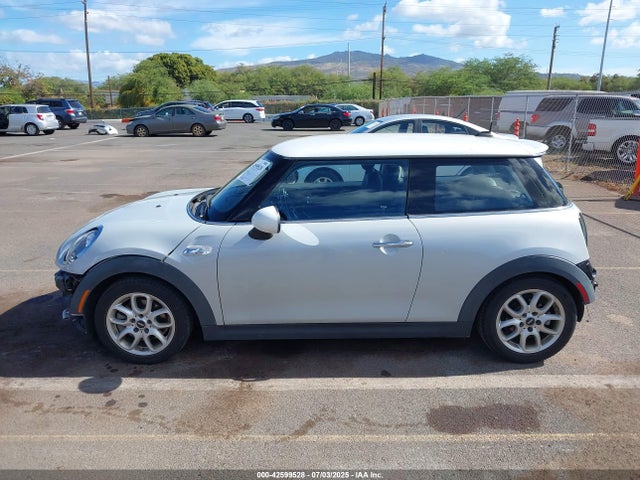 WMWXP7C51F2A42183 Mini 2015