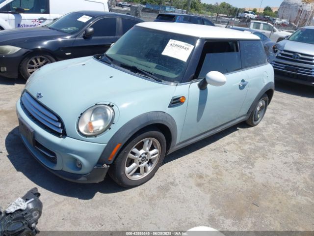 2011 MINI COOPER WMWSU3C57BT253854 Photo 1