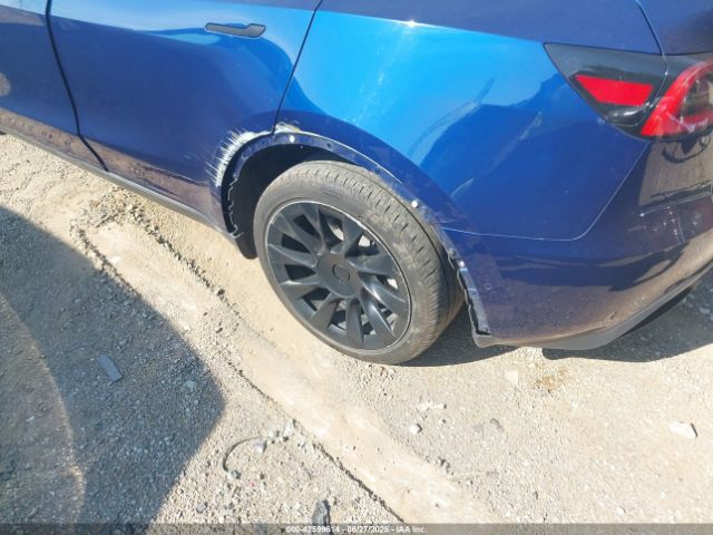 2021 TESLA MODEL Y 5YJYGDEE9MF061560 Photo 5