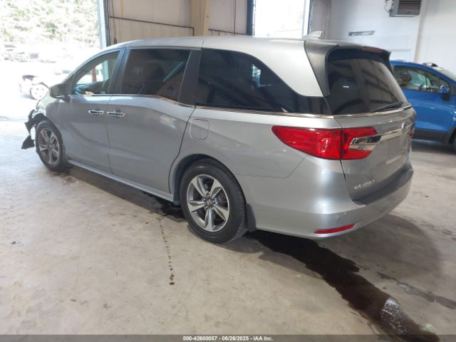 2018 HONDA ODYSSEY 5FNRL6H88JB069100 Photo 2