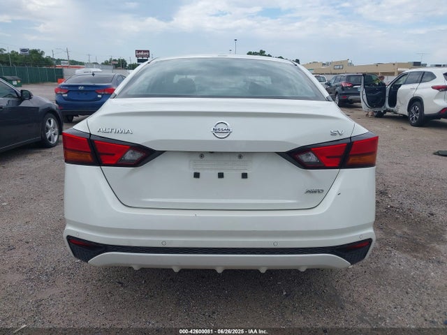 Nissan 2022 2022 1N4BL4DW0NN352842 Image 16