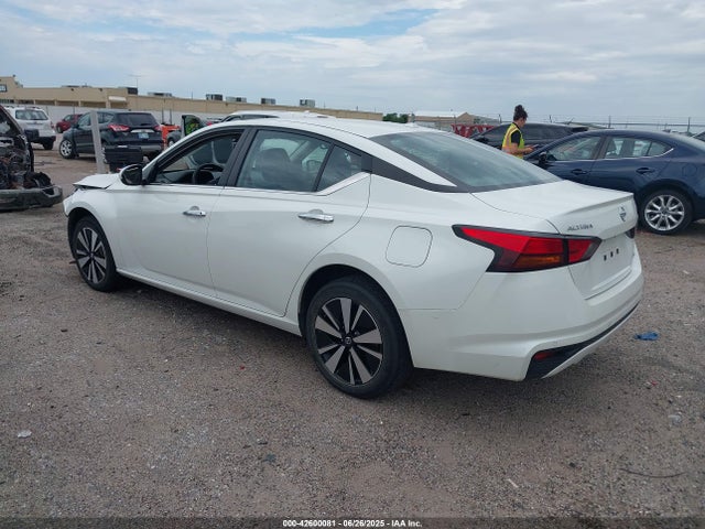 Nissan 2022 2022 1N4BL4DW0NN352842 Image 3
