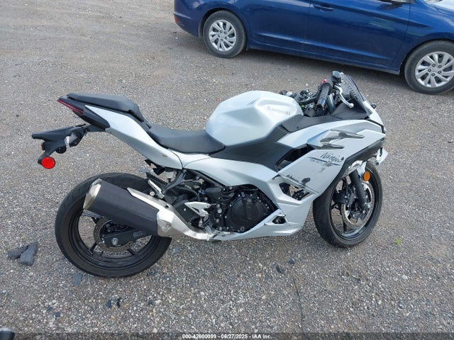 Kawasaki Ninja 500 2025 ML5EXGH14SDA39951 Image 12