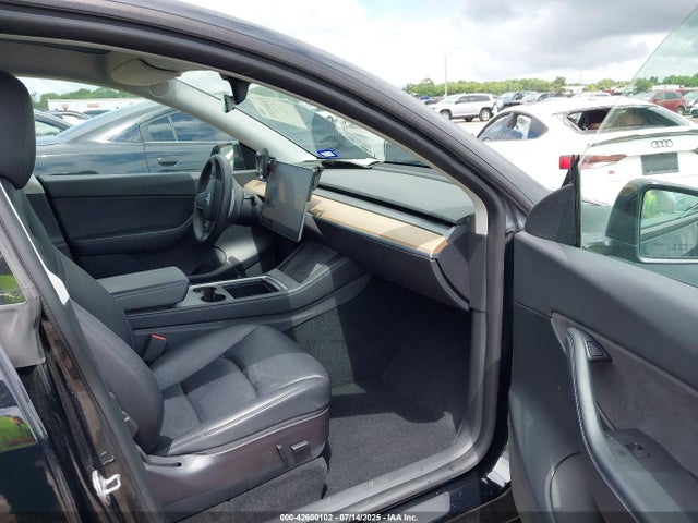 2022 TESLA MODEL Y 7SAYGDEF4NF394651 Photo 4