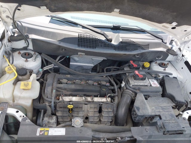 1C4NJCBA8FD334143 Jeep 2015
