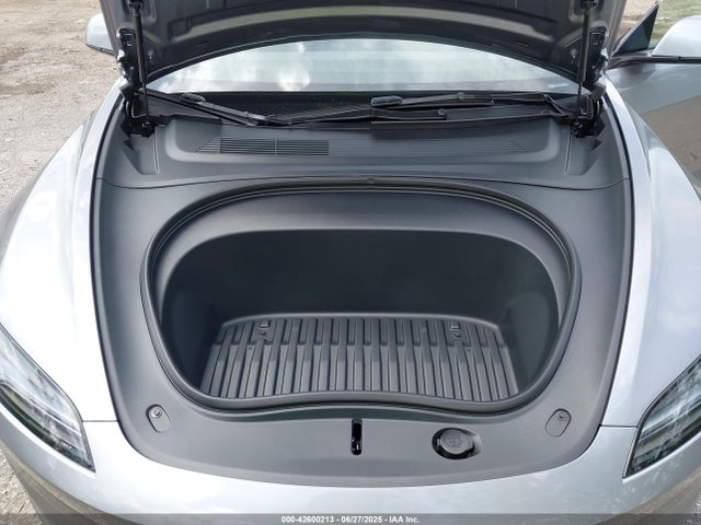 2025 TESLA MODEL 3 5YJ3E1EA6SF035121 Photo 9