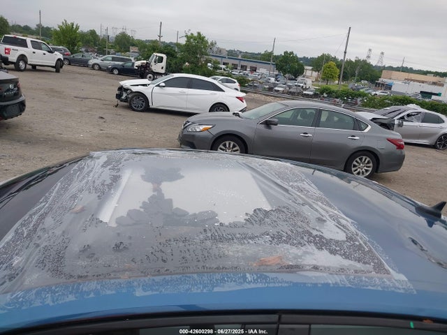 3VWC57BU6MM044057 Volkswagen tsi