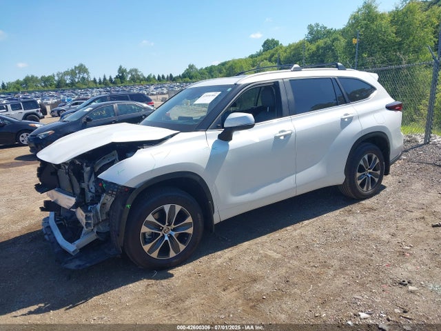 5TDKDRBHXRS565032 Toyota t24a-fts