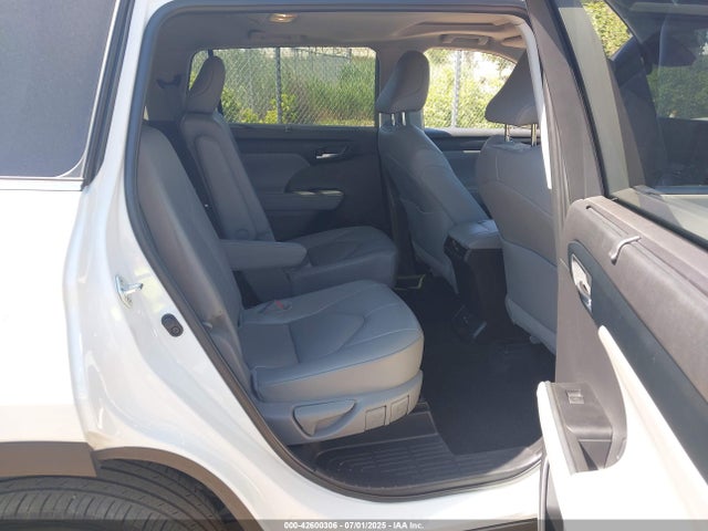 5TDKDRBHXRS565032 Toyota t24a-fts