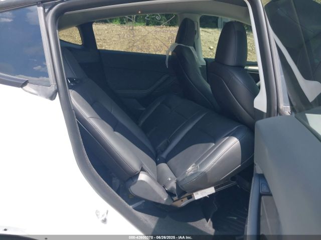 2023 TESLA MODEL Y 7SAYGDEE2PA035662 Photo 7