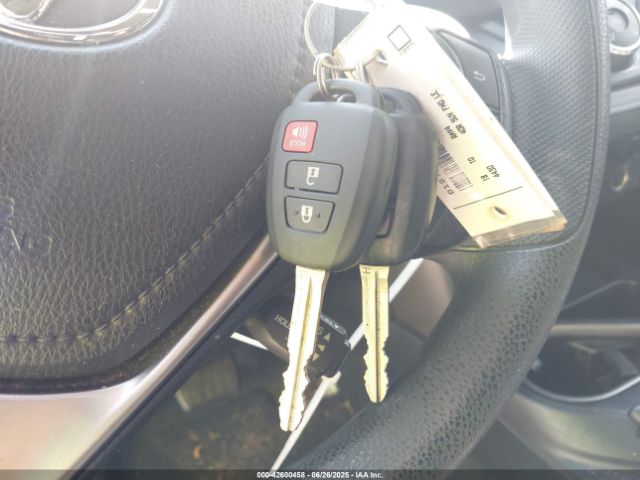 2018 TOYOTA RAV4 JTMZFREV8JD127913 Photo 10