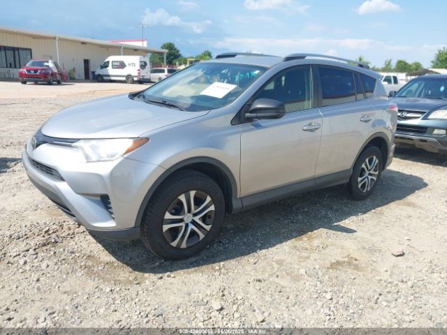 2018 TOYOTA RAV4 JTMZFREV8JD127913 Photo 1