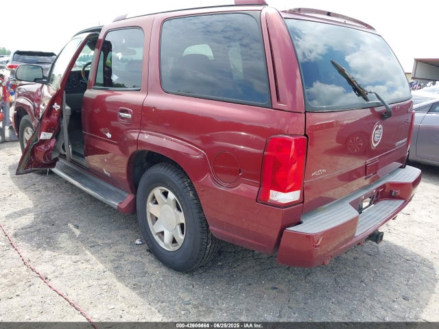 2002 CADILLAC ESCALADE 1GYEK63N02R185332 Photo 2