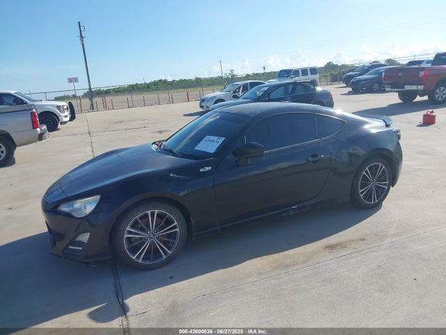 Scion fa20 2016 JF1ZNAA18G9702326 Image 2